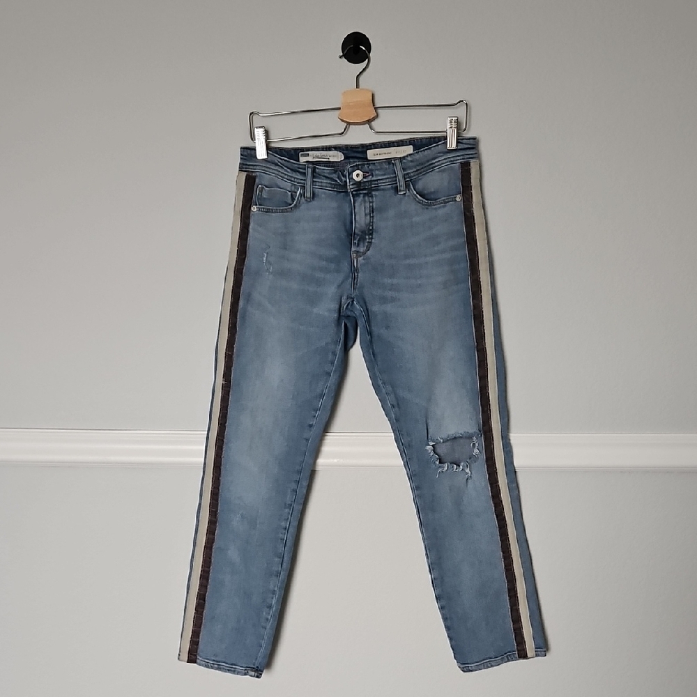 Anthropolgie Pilcro And The Letterpress Slim Boyfriend Distressed Jeans Blue 27